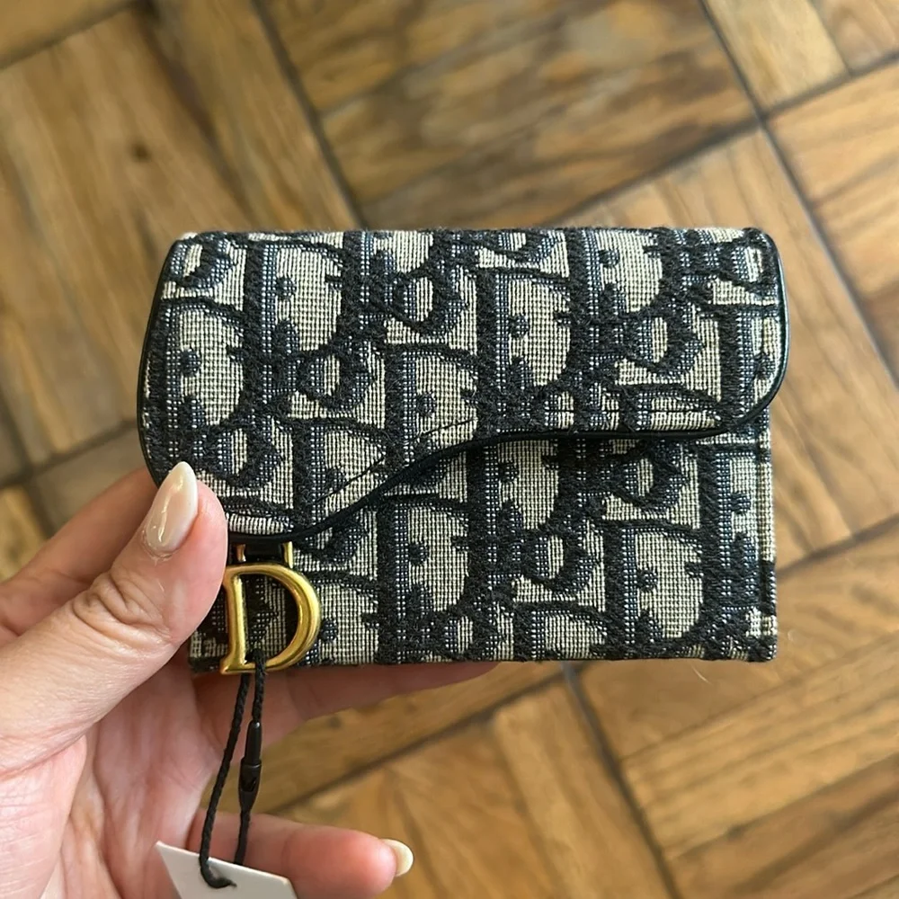 Dior | Bags | Dior Saddle Jasmine Gusset Card Holder | Poshmark